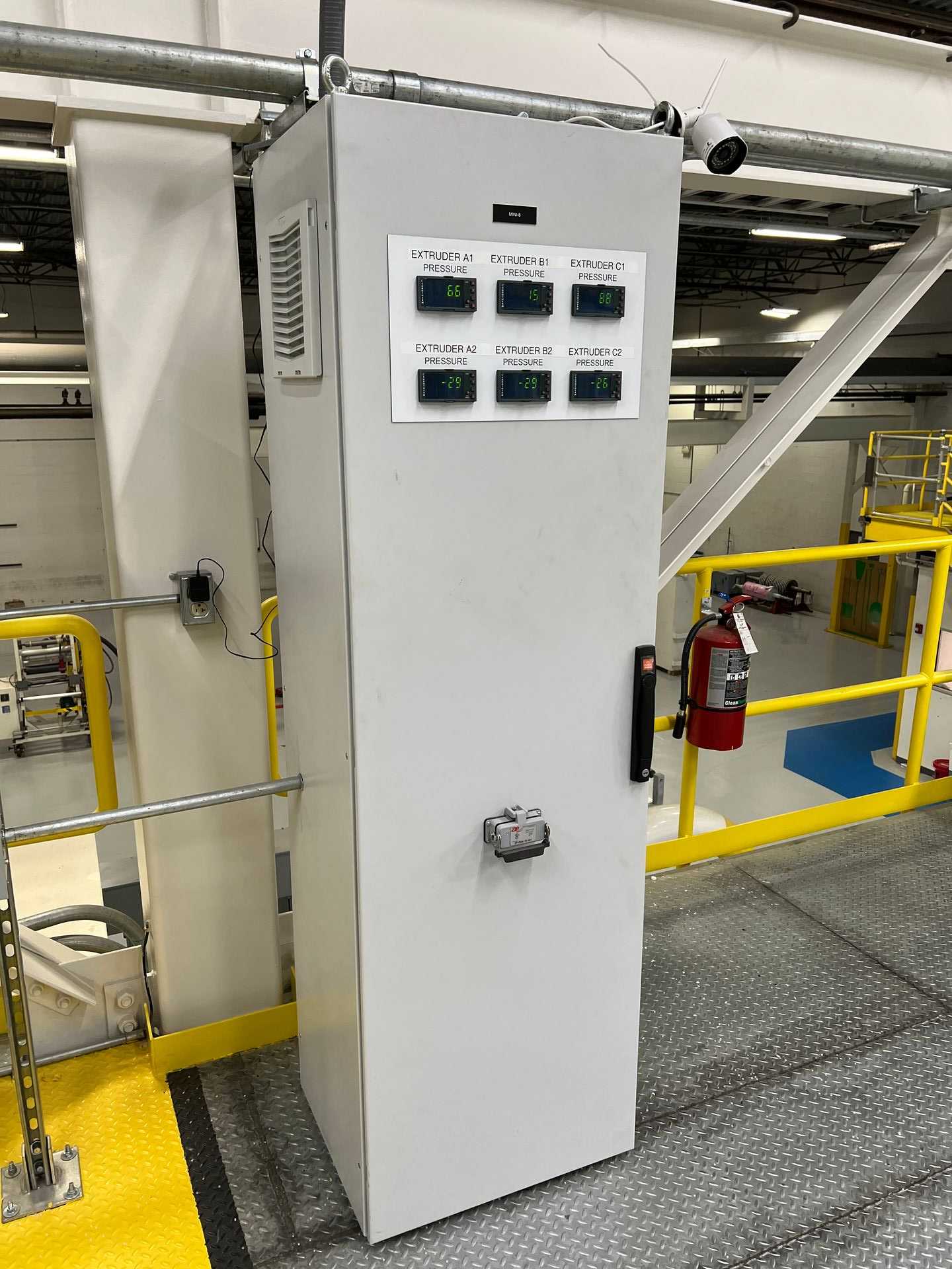 2020 ICSE CONTROL SYSTEMS EXTRUDER PRESSURE CONTROL CABINET - AUTOMATION & CONTROLS
