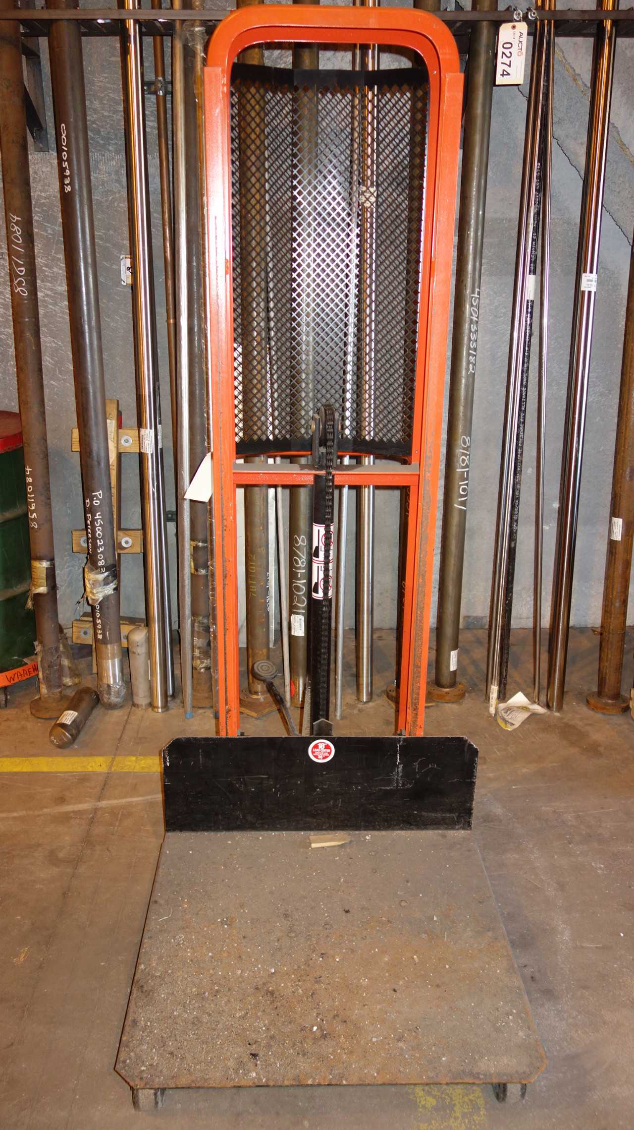 PRESTO M366 1000LBS MANUAL LIFT STACKER - FORKLIFTS