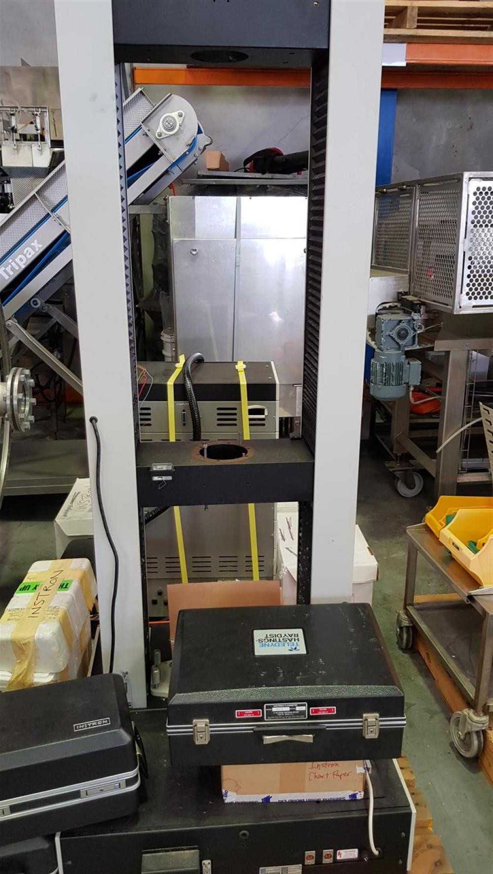 Instron 1122 Tensile Tester - LAB & SCIENTIFIC