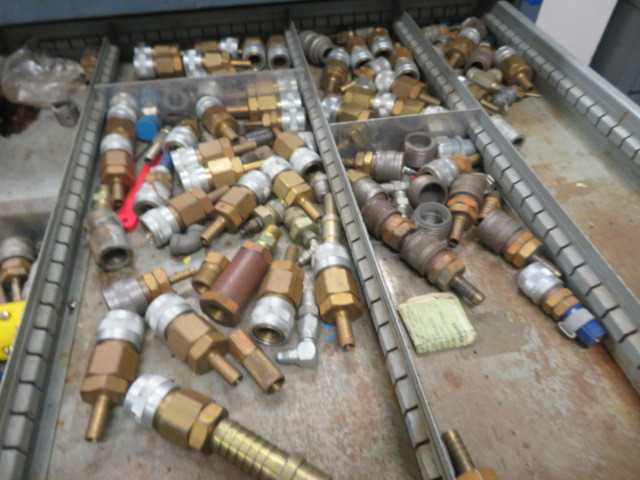 Vidmar Cabinet (7) drawer and contents - MISCELLANEOUS