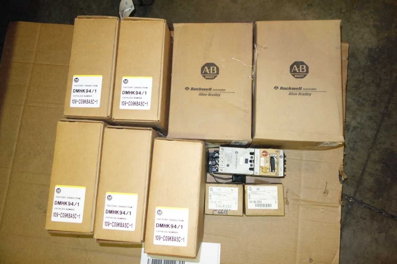LOT OF 10 ASSORTED MANUAL MOTOR STARTERS, ALLEN BRADLEY, TELEMECANIQUE, WESTINGHOUSE - MOTOR STARTERS