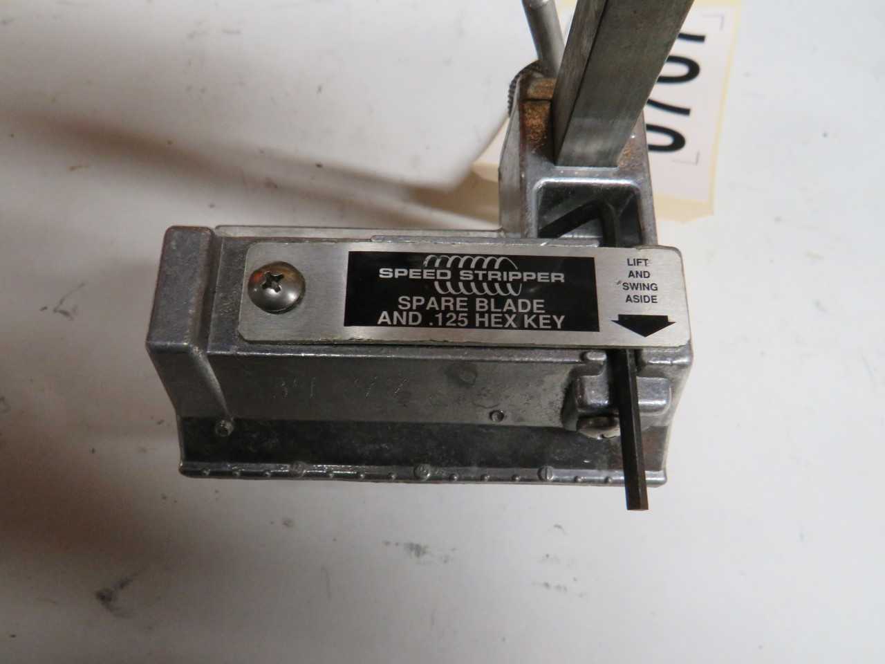 SPEED STRIPPER MODEL 1542-2-CL WIRE STRIPPERS - HAND TOOLS