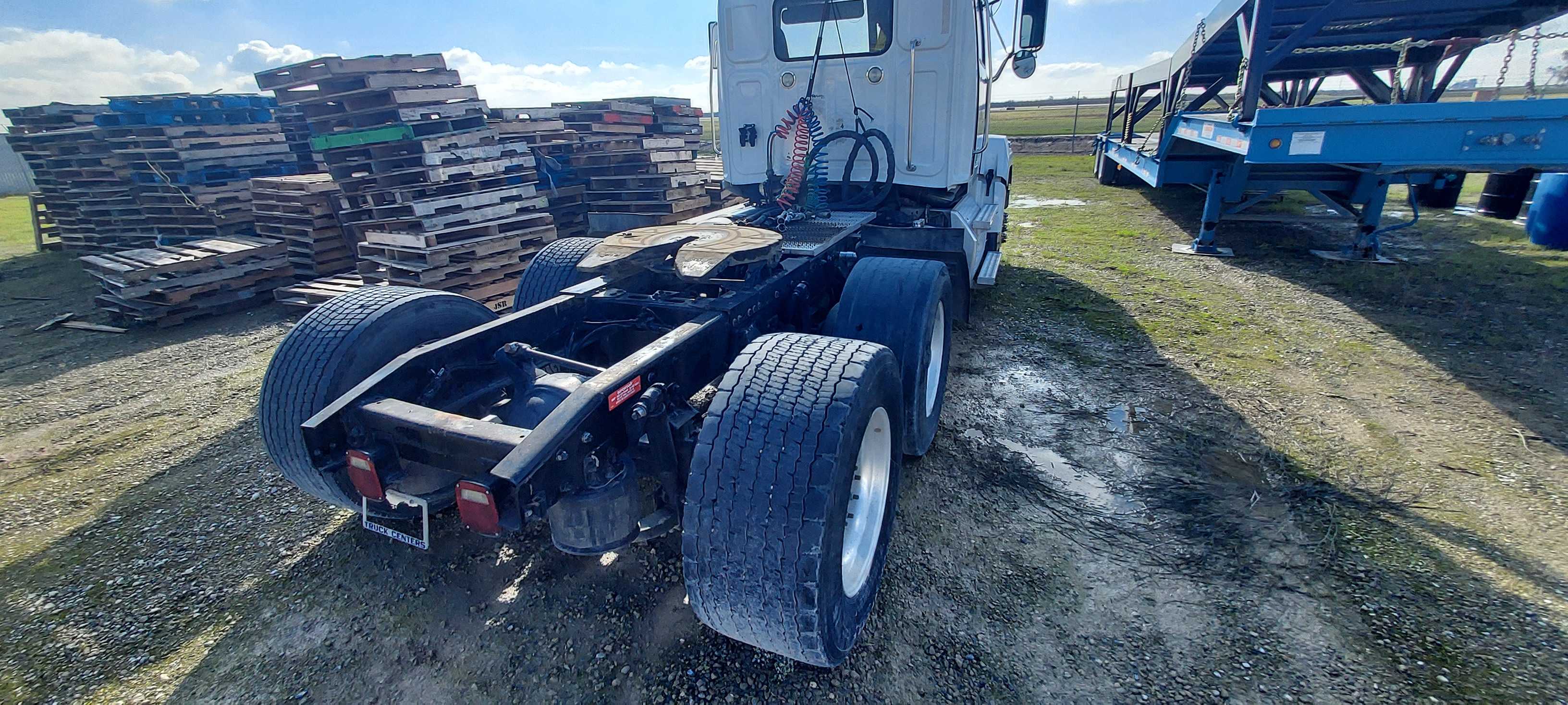 2016 Western Star Truck (blown engine) - HYDRO EXCAVATOR TRUCKS