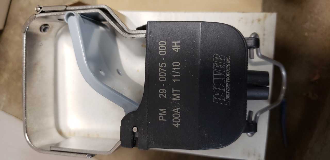 Pallet of Faulted Circuit Indicators - CIRCUIT BREAKERS