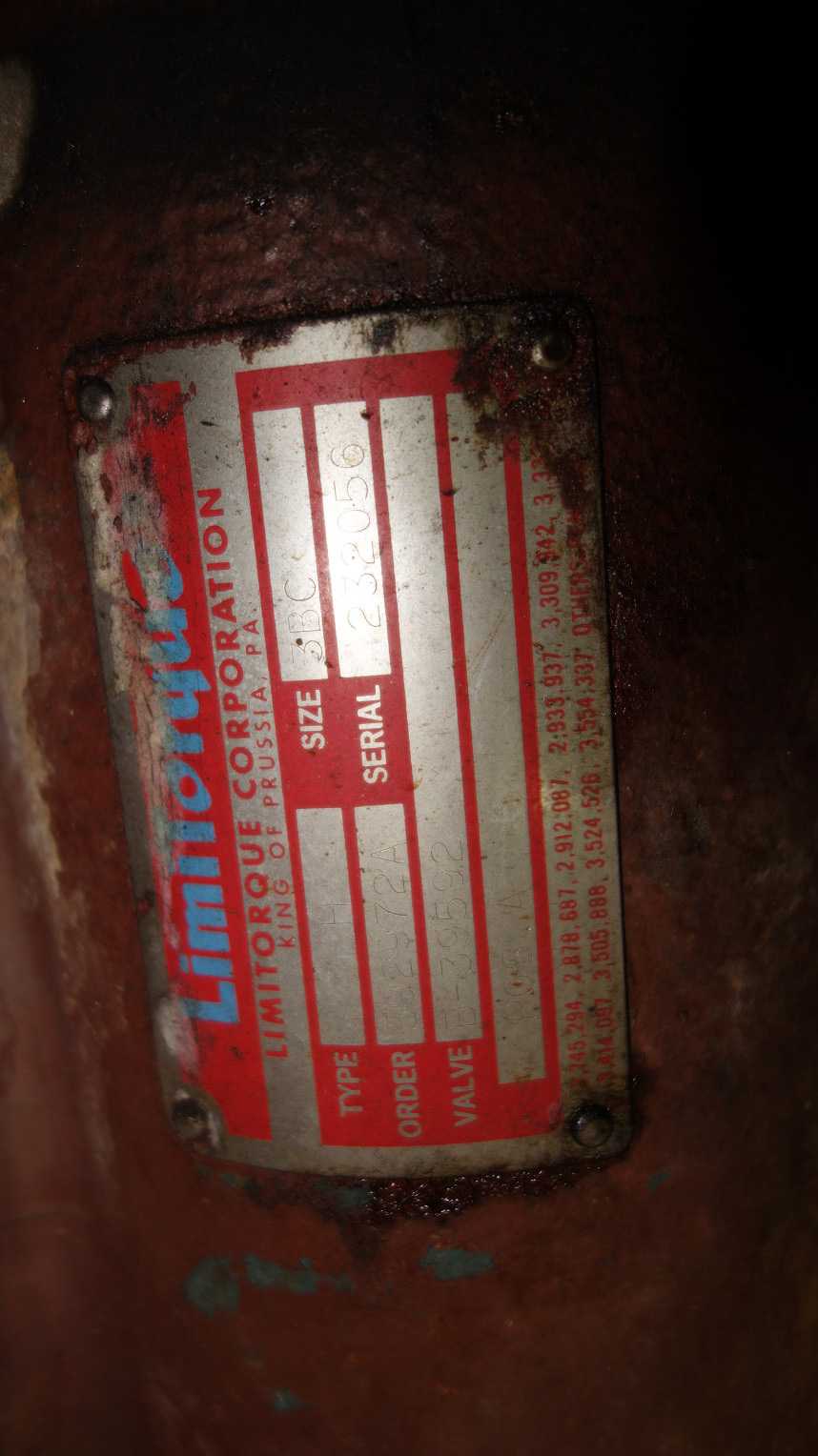 LOT OF 4 LIMITORQUE H-3BC VALVE OPERATORS 230/460V - VALVES