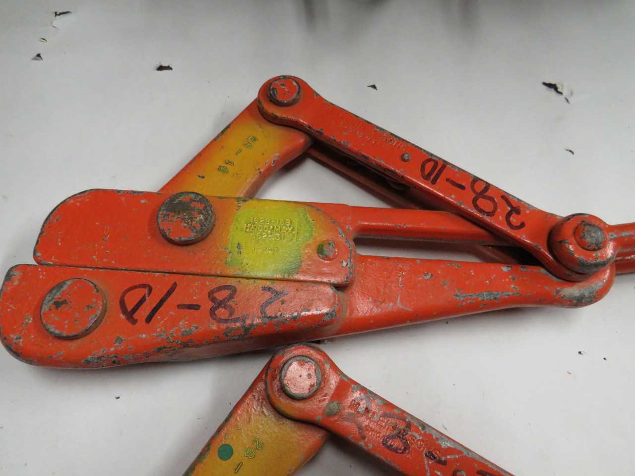 LOT OF 2 KLEIN 1628-16 1628-16B 12000 LBS BULLDOG WIRE PULLING GRIP - ELECTRIC POWER TOOLS