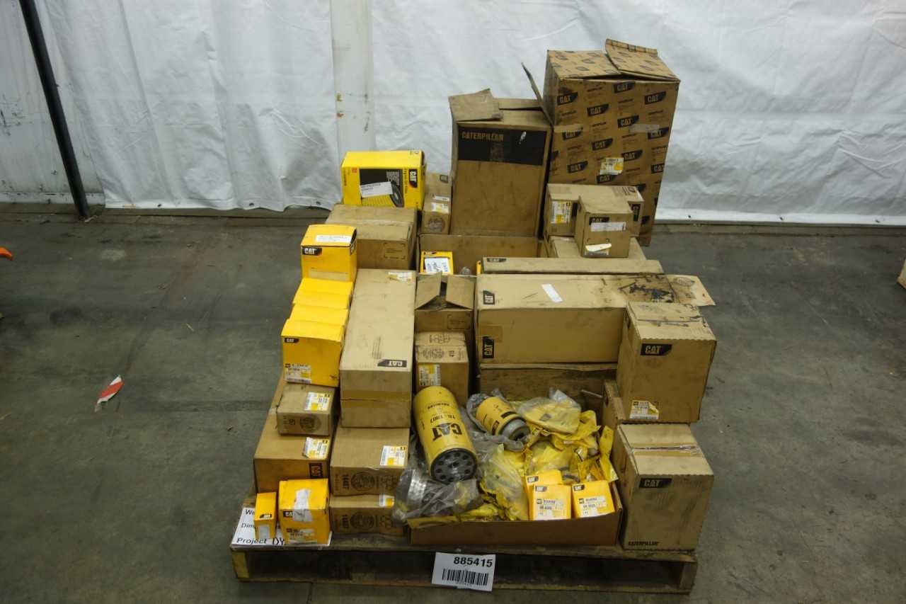 PALLET OF ASSORTED CAT HEAVY EQUIPMENT REPLACEMENT PARTS - CONSTRUCTION