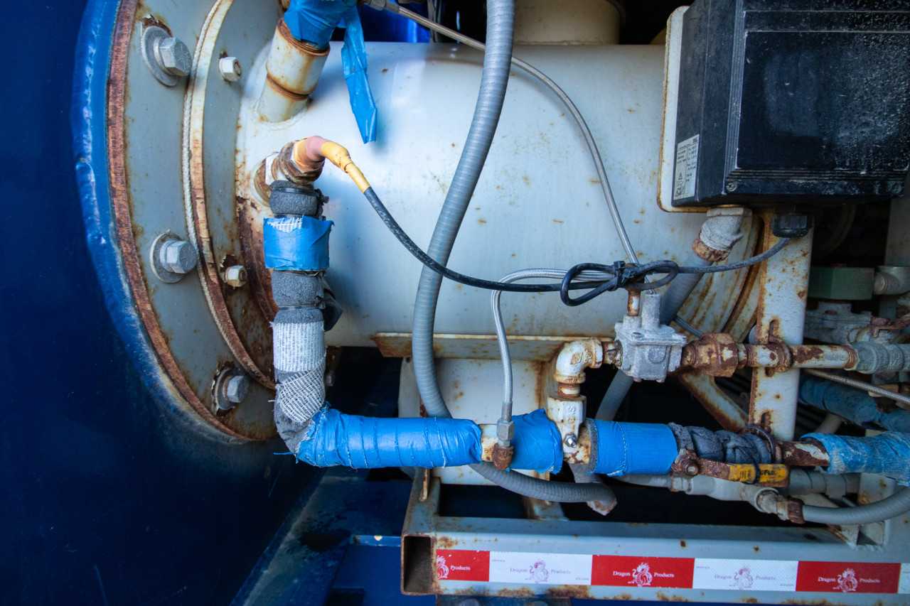 38,000,000 BTU Dragon Frac Water Heater Unit - PALLET JACKS