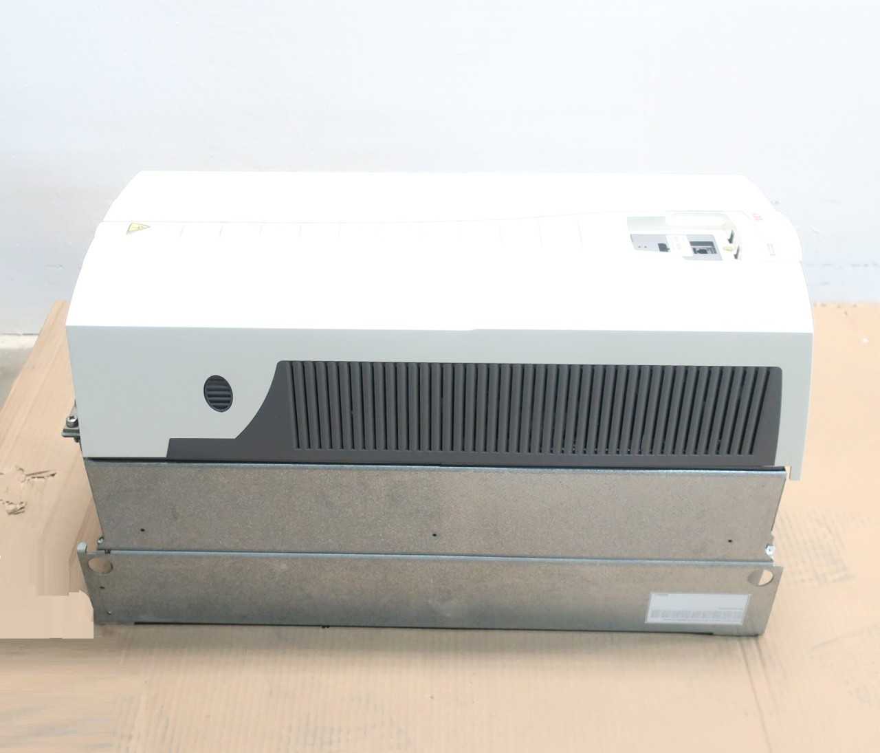 ABB ACH550 125HP AC MOTOR DRIVE - MOTOR DRIVES