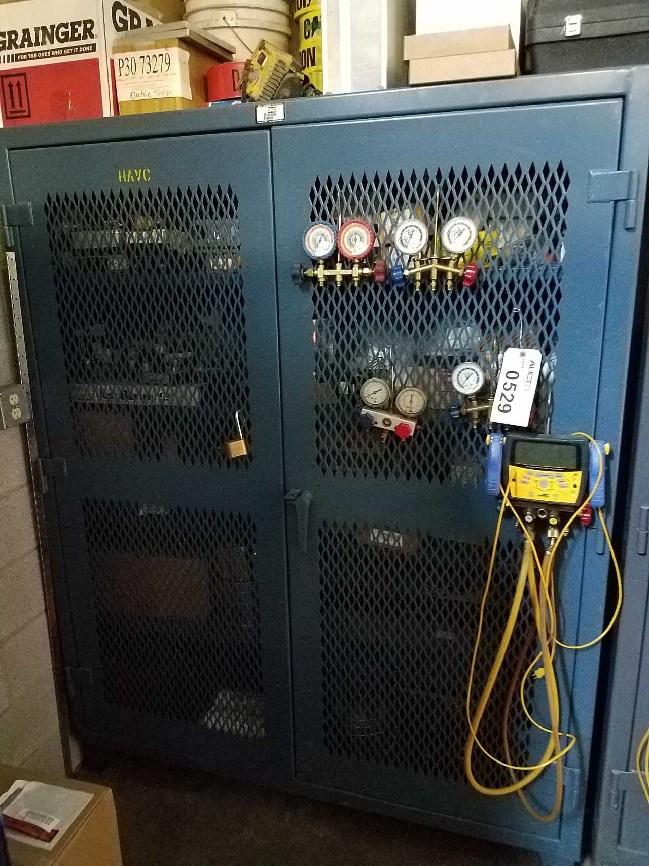 6' x 4' x 2' cabinet, no contents - SHELVING 6' x 4' x 2' cabinet, no contents - SHELVING