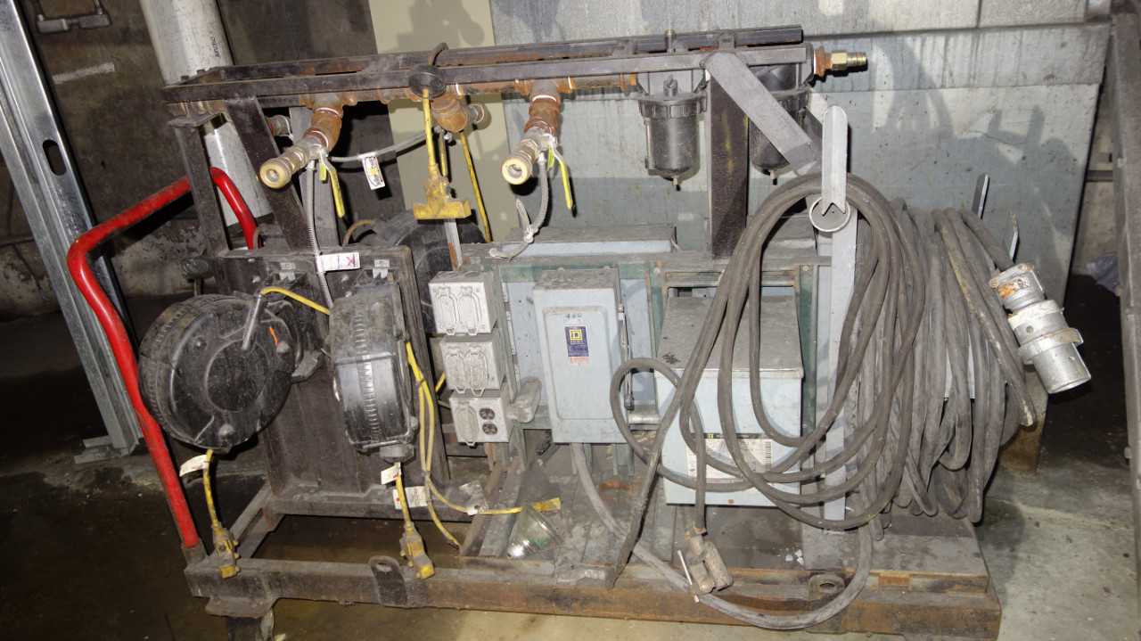 SQUARE D TRANSFORMER RECEPTACLE POWER BOX 7.5KVA - ELECTRICAL COMPONENTS