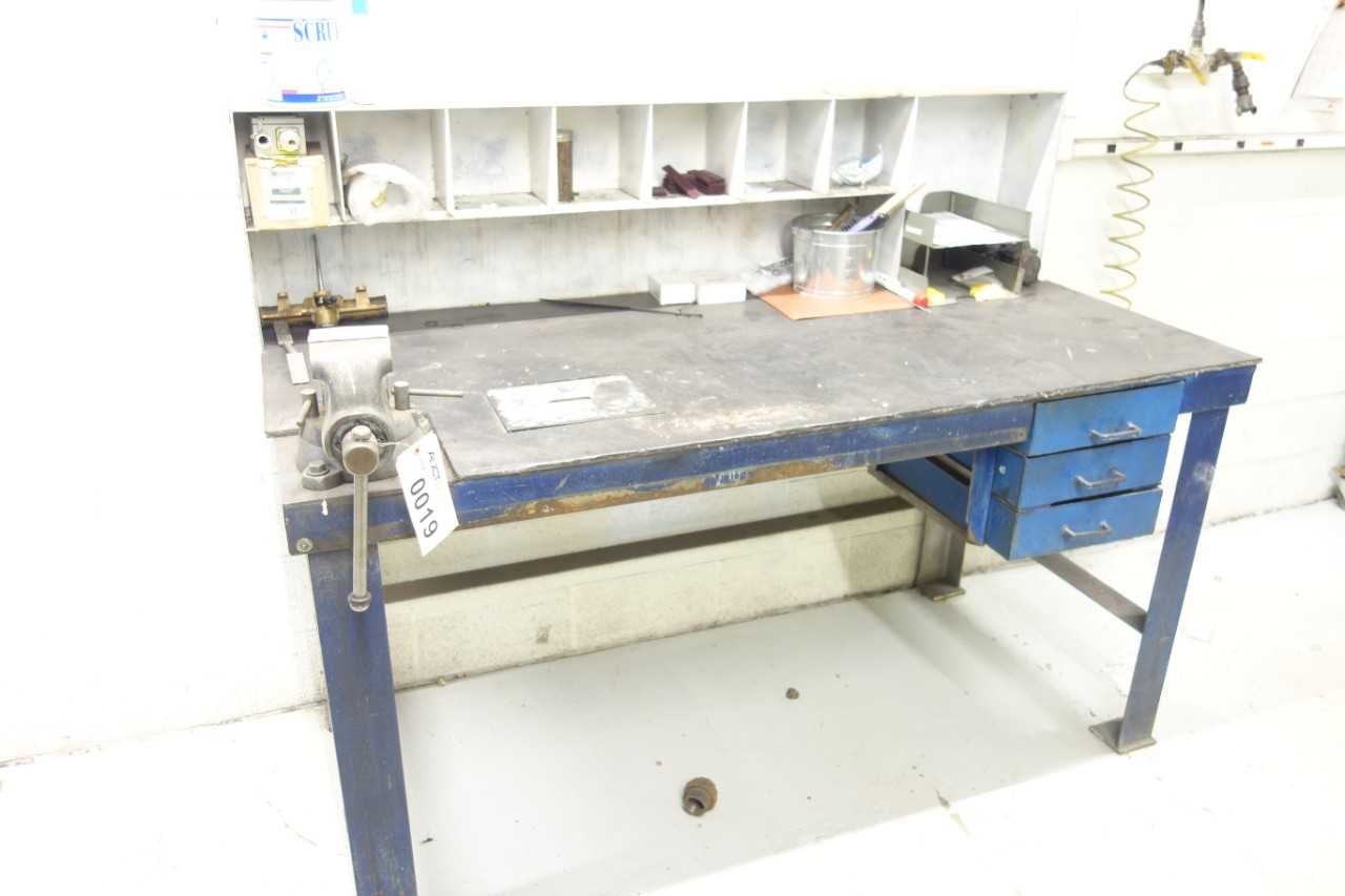 6'x3' steel work bench with Wilton vice, spare parts - PLANT & FACILITY