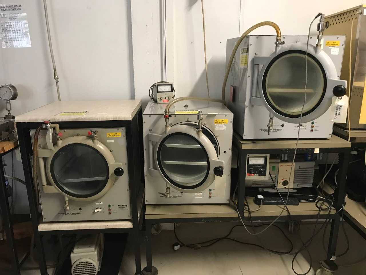 Townson + Mercer x 3 Ovens - LAB & SCIENTIFIC