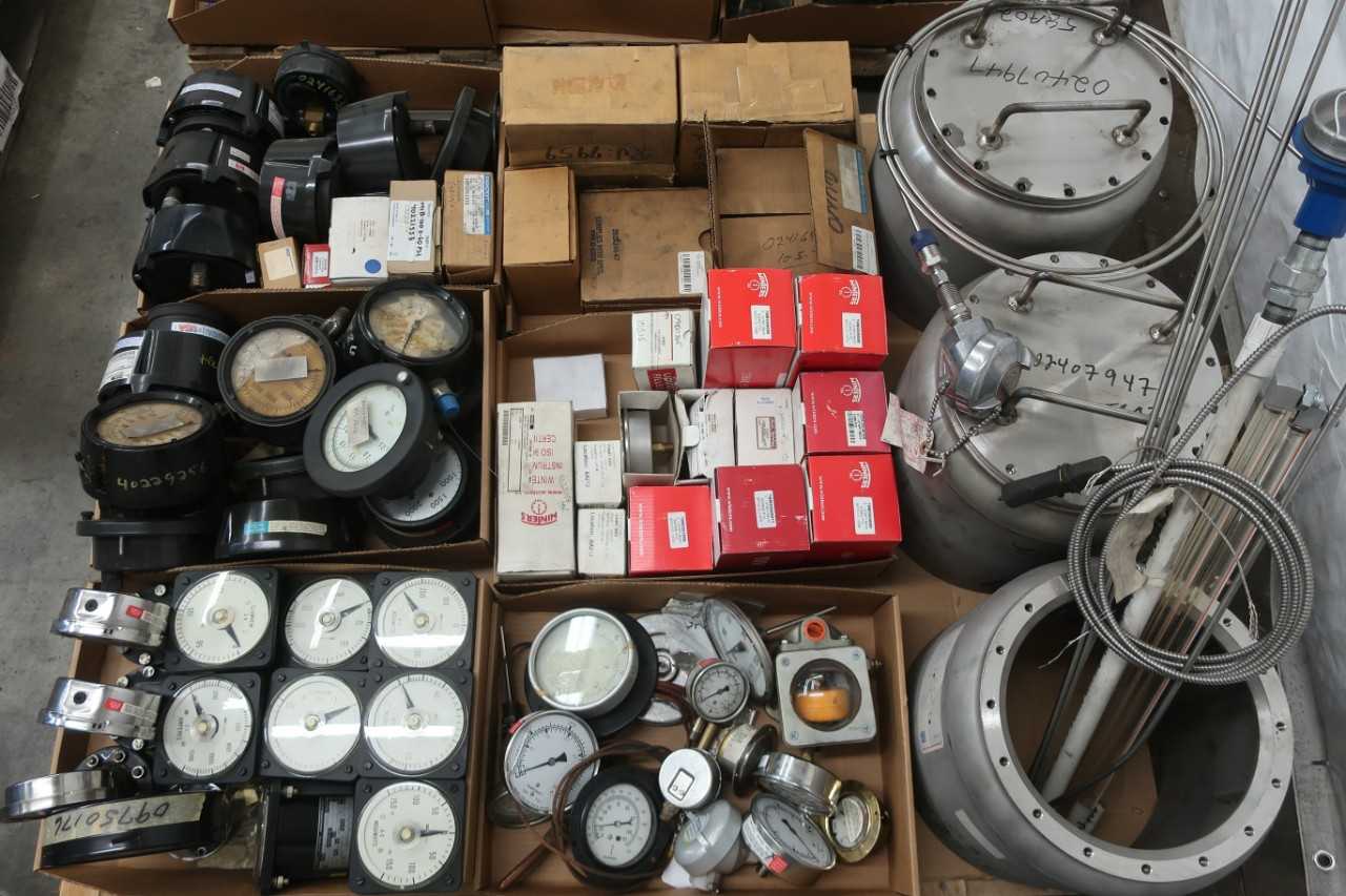 3 PALLETS OF ASSORTED INSTRUMENTATION - INSTRUMENTATION