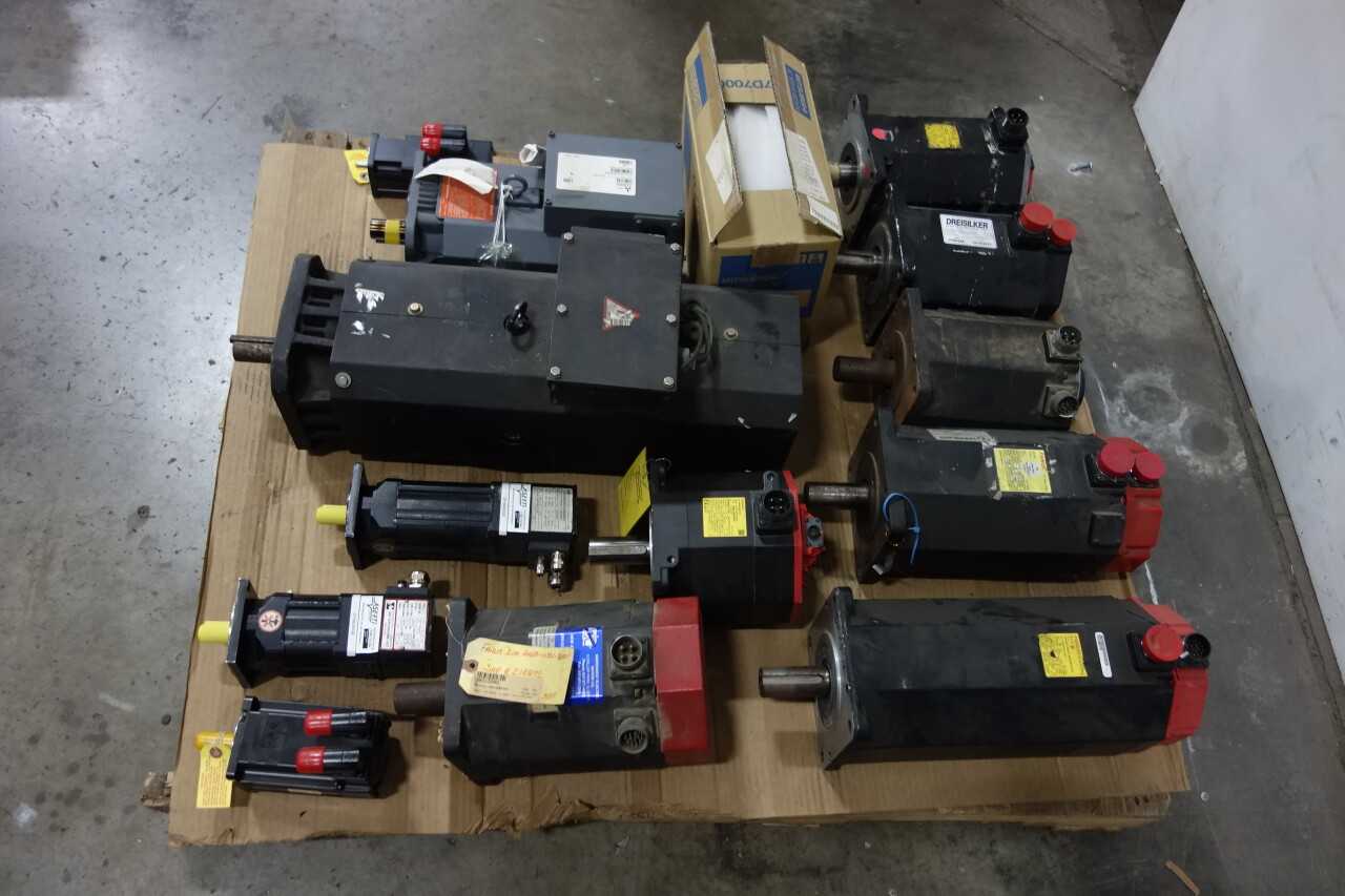 PALLET OF ASSORTED SERVO MOTORS - SERVO