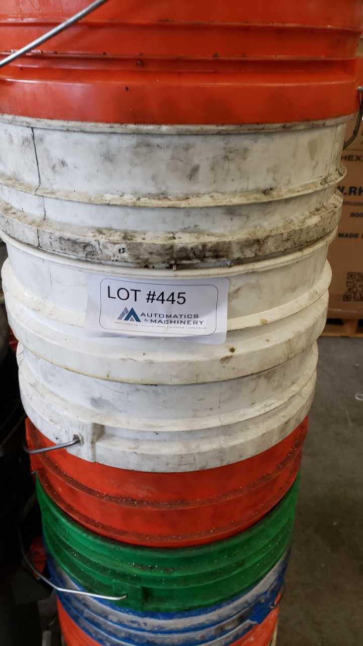 Trash Cans and 5 Gallon Buckets - WASTE BINS
