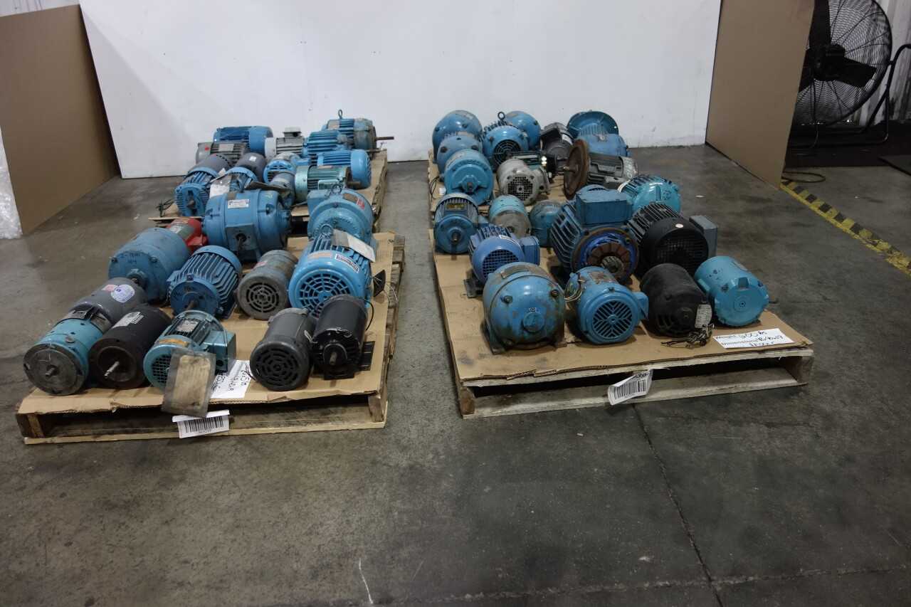 4 PALLETS OF ASSORTED 575V AC ELECTRIC MOTORS - ELECTRIC MOTORS