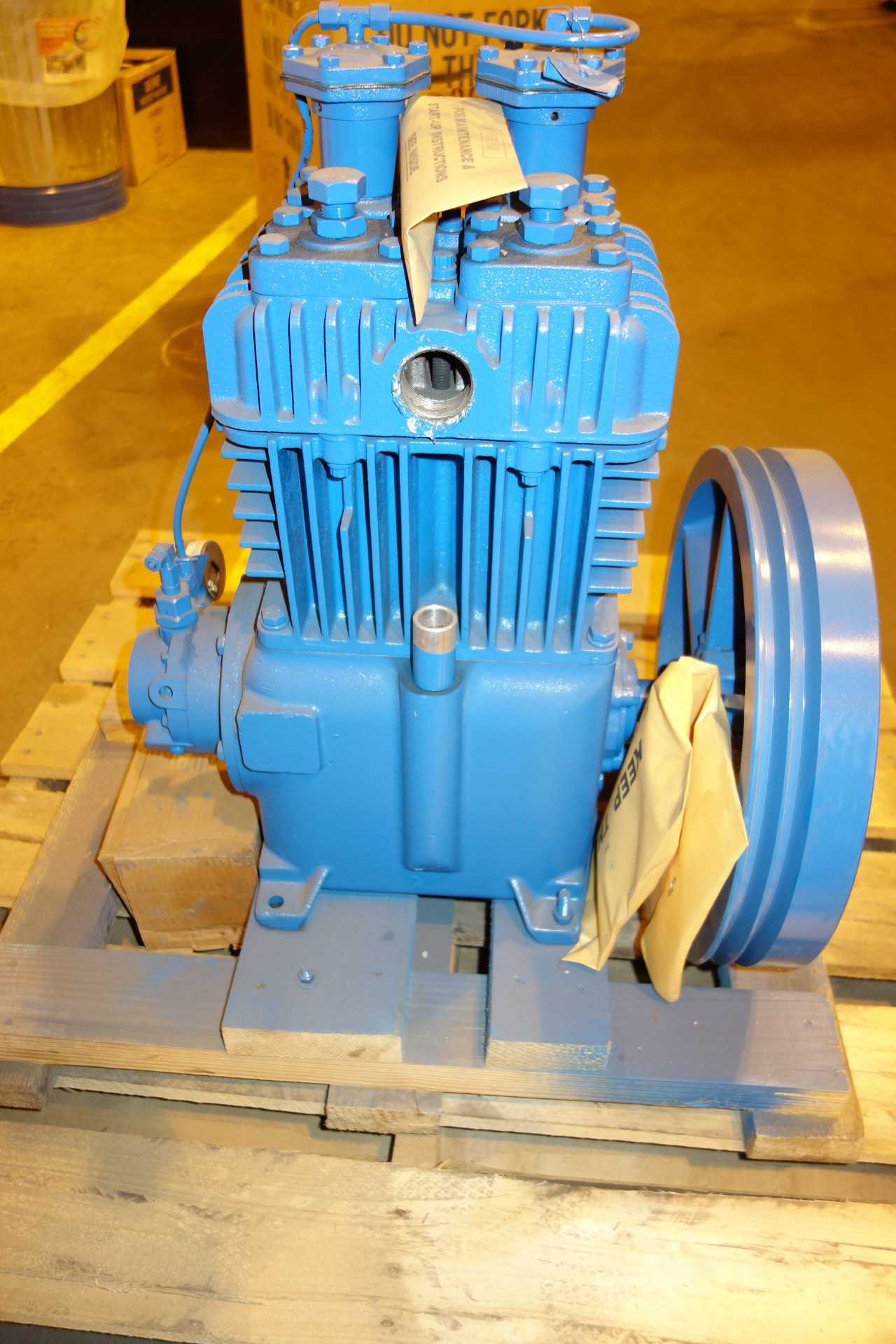 QUINCY 240 4X3IN AIR COMPRESSOR - AIR COMPRESSORS
