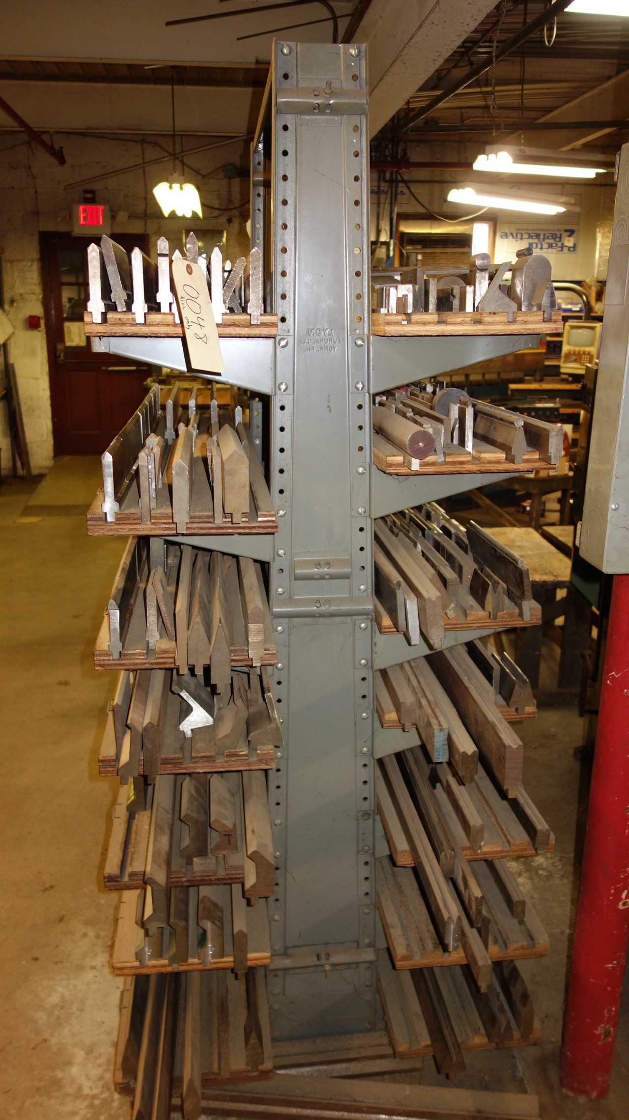 DOUBLE ARMED CANTILEVER RACKING (RACKING ONLY) - PALLET RACKING