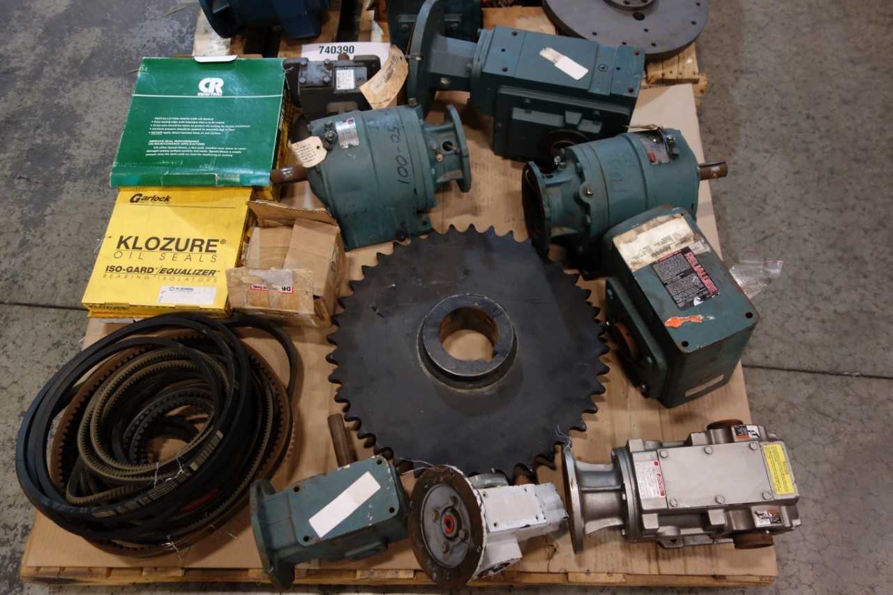 2 PALLETS OF ASSORTED GEAR REDUCERS, BELTS, SPROCKETS-DODGE, REXNORD, TIGEAR - GEAR REDUCERS
