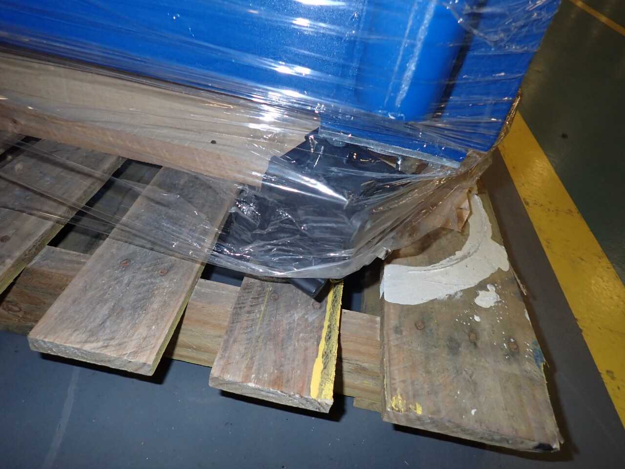 Spill Containment Cart (2536208) Ridley Park - ROLLING CARTS