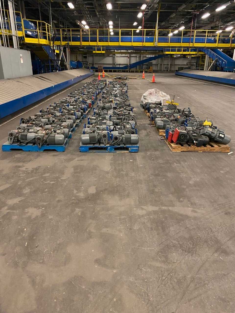 Lot of 286 - 600V Three Phase SEW Euro Drive Motor/Gearboxes - ELECTRIC MOTORS
