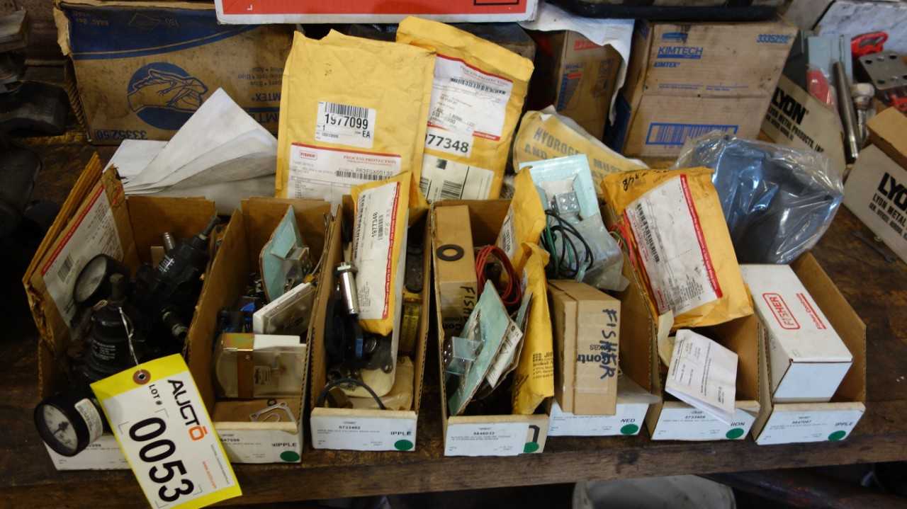 LOT OF 7 TOTES OF ASSORTED FISHER VALVE REPLACEMENT PARTS - VALVES