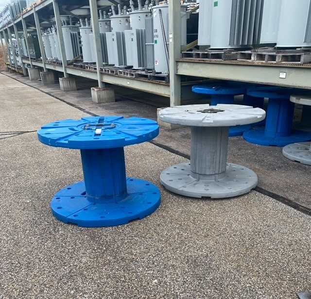 Reuseable Plastic Reels for Utility Conductor - ELECTRICAL COMPONENTS
