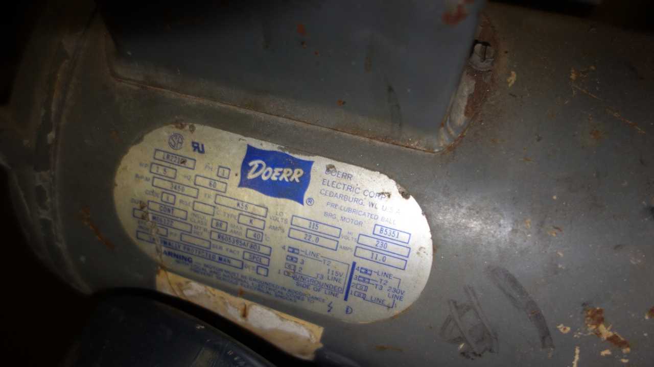 LOT OF ASSORTED ELECTRIC MOTORS - ELECTRIC MOTORS