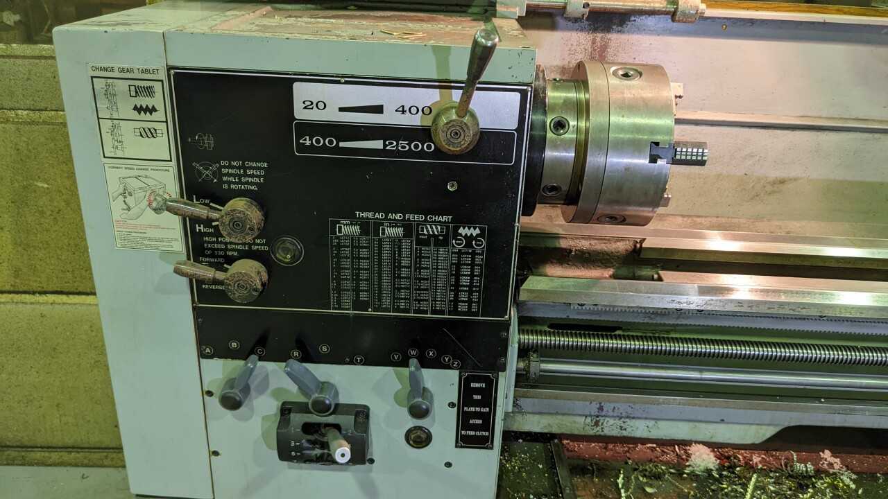 KENT USA METAL LATHE MACHINE - LATHES