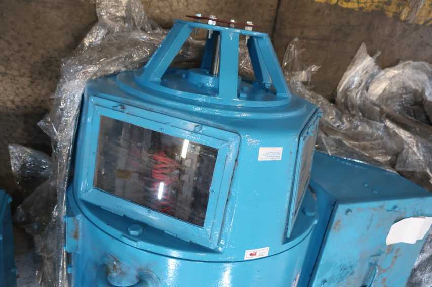 CANADIAN GENERAL ELECTRIC DC MOTOR CD638AT - ELECTRIC MOTORS