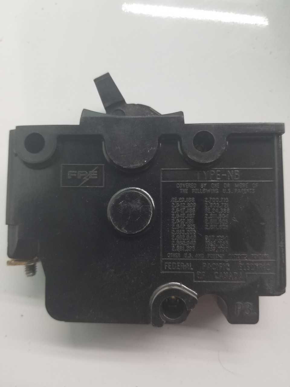 15 AMP CIRCUIT BREAKERS (QTY 72) - CIRCUIT BREAKERS