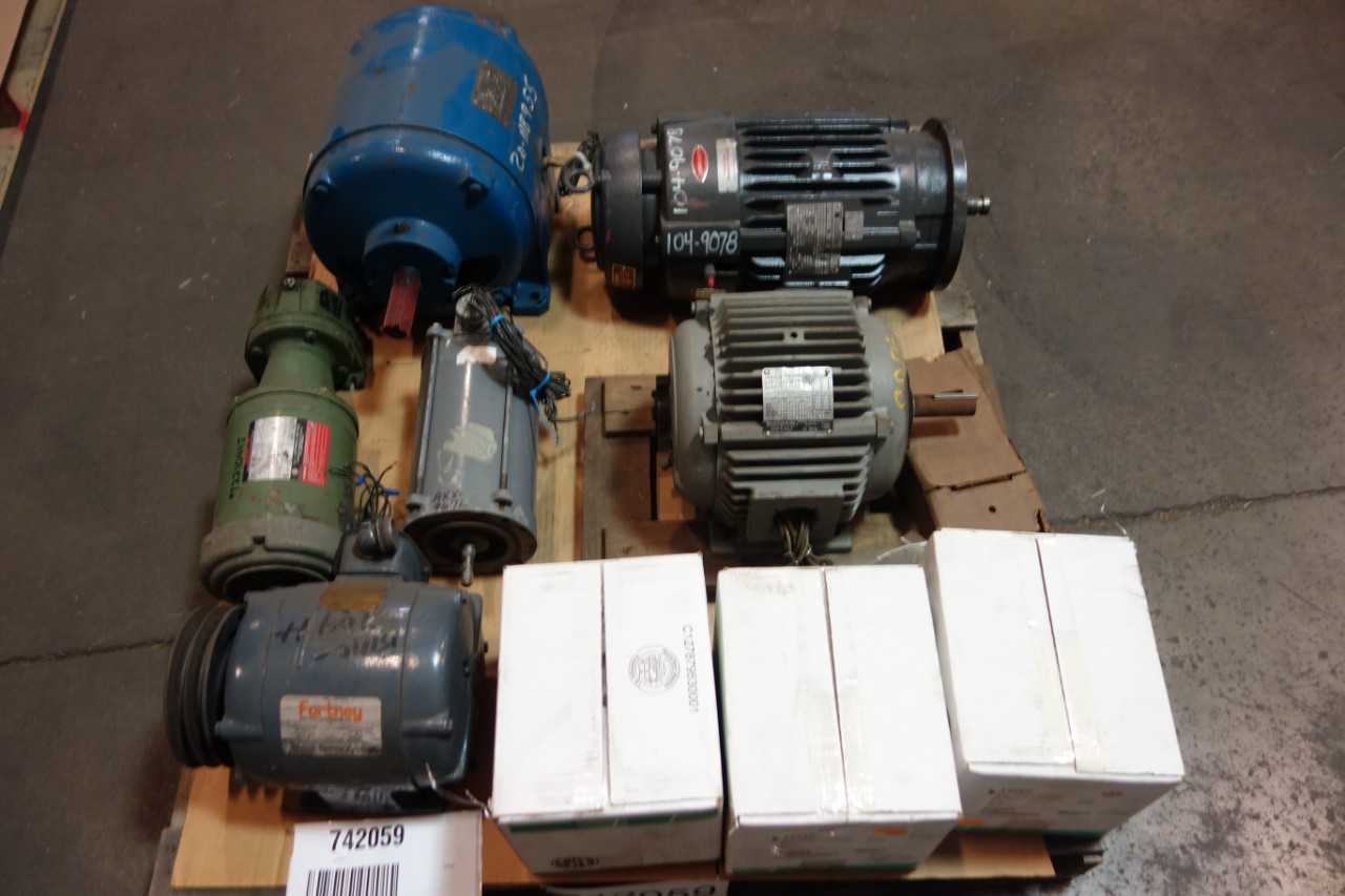 1 PALLET OF ASSORTED ELECTRIC AC MOTORS- WESTINGHOUSE, US MOTORS, LOUIS ALLIS - ELECTRIC MOTORS