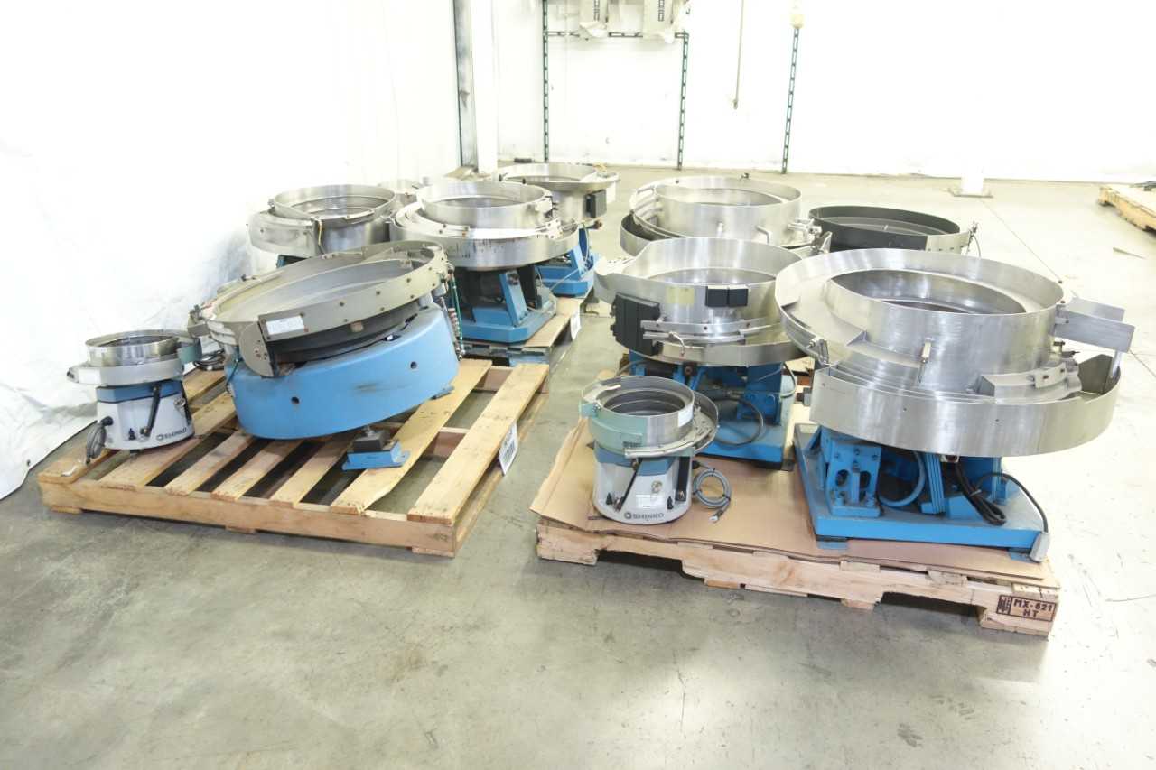 4 PALLETS OF ASSORTED VIBROBLOCK ROTARY FEEDERS - HAND TOOLS
