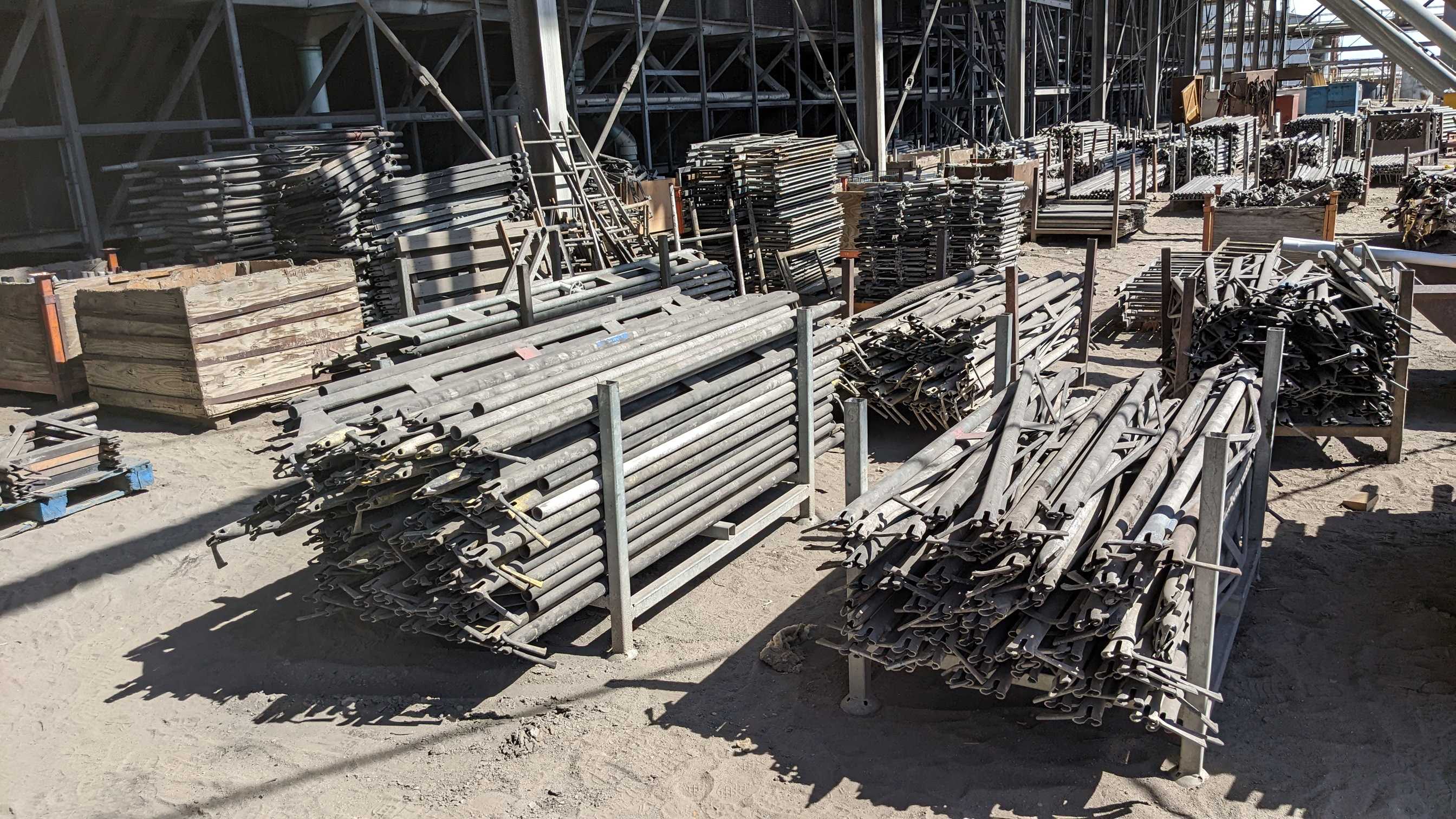 SCAFFOLDING - TRAILER MOUNTED EQUIPMENT