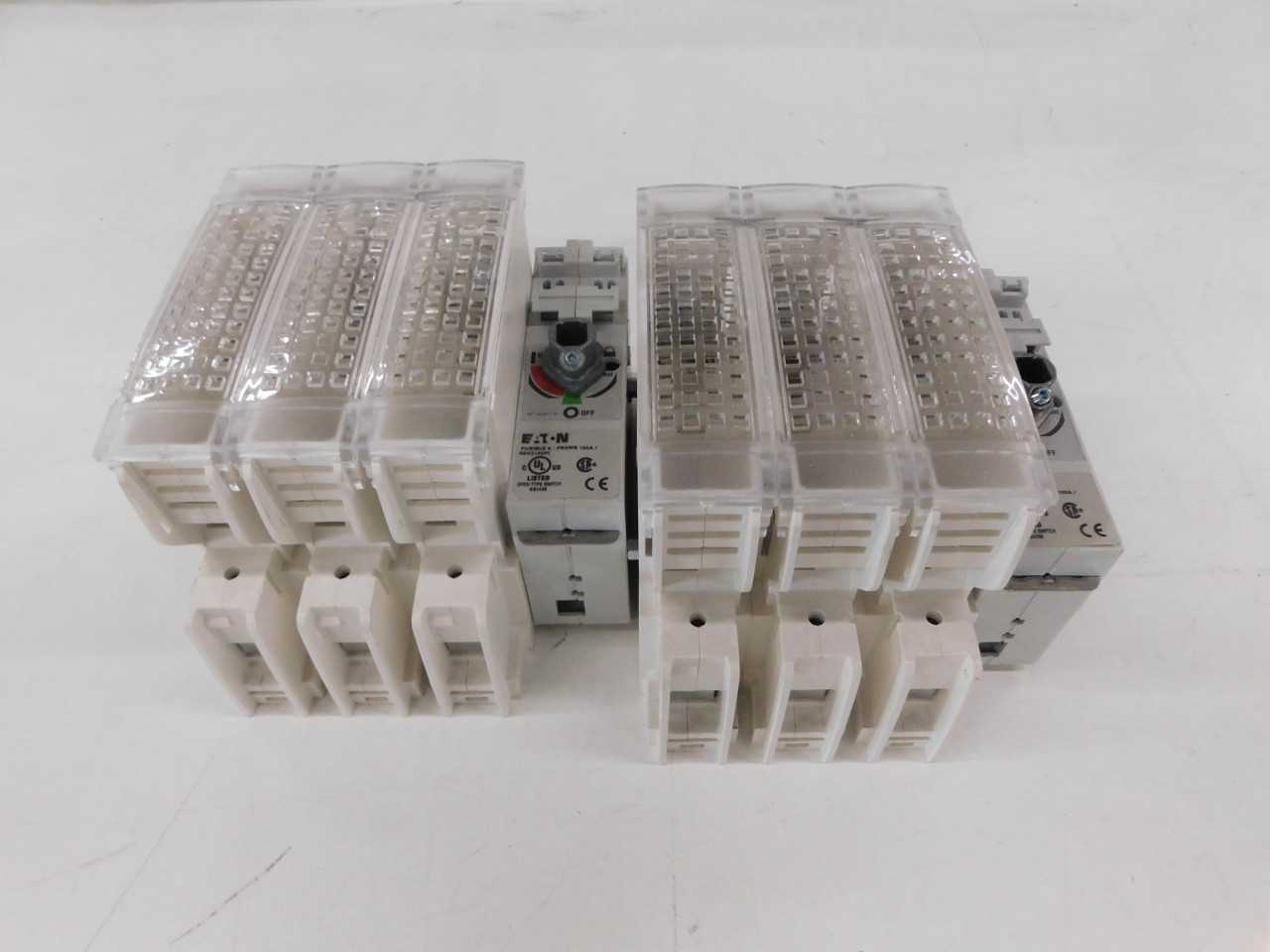 Lot of Quantity 2x R9K3100FJ Switches - ELECTRICAL COMPONENTS
