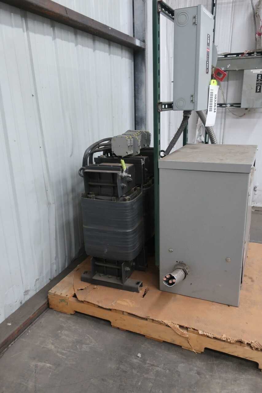 LOT OF ASSORTED TRANSFORMERS AND PORTABLE POWER STATIONS - CONTROL TRANSFORMERS