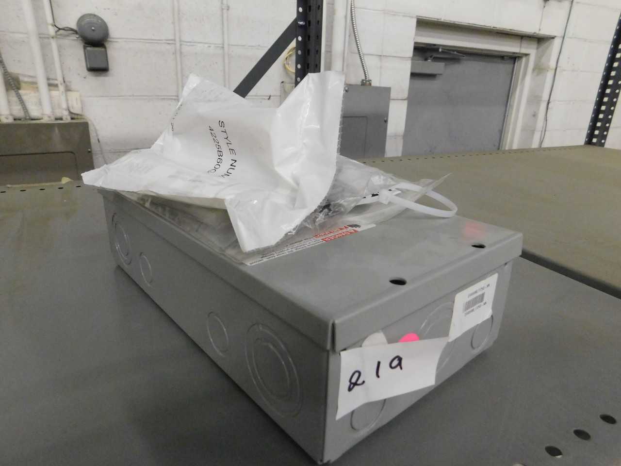 Lot of 1 Enclosure and Accessories - ELECTRICAL COMPONENTS