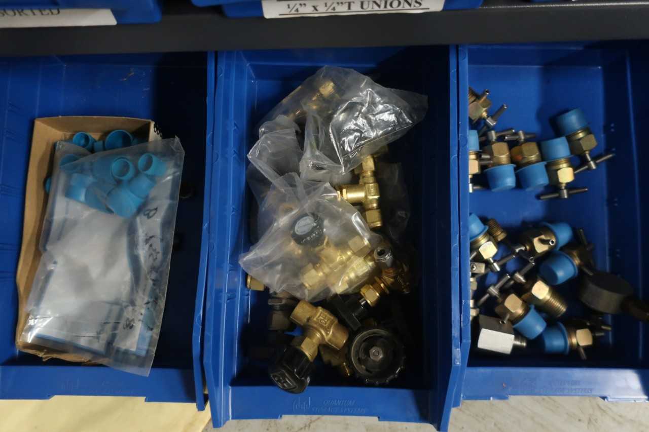 LOT OF ASSORTED BRASS FITTINGS - PROCESS EQUIPMENT