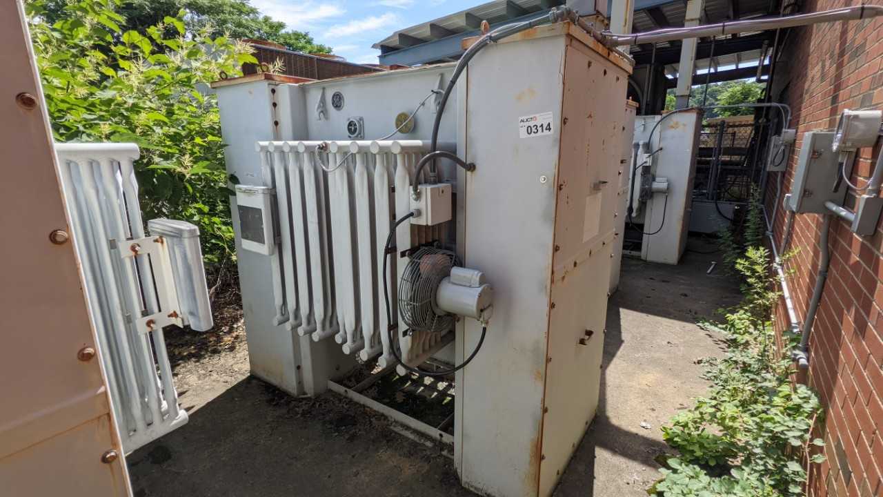 General Electric 3 phase 750 KVA transformer - CONTROL TRANSFORMERS General Electric 3 phase 750 KVA transformer - CONTROL TRANSFORMERS