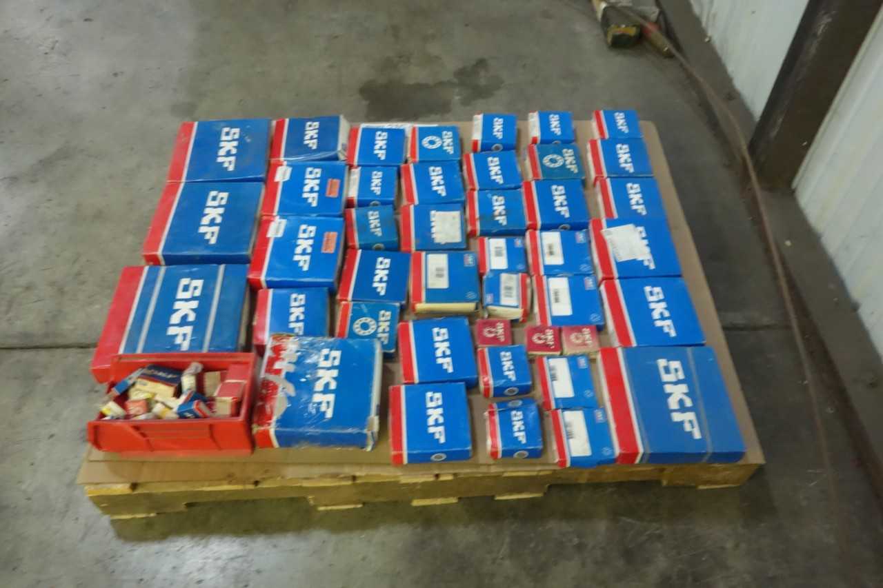 PALLET OF ASSORTED SKF ROLLER BEARINGS - BEARINGS