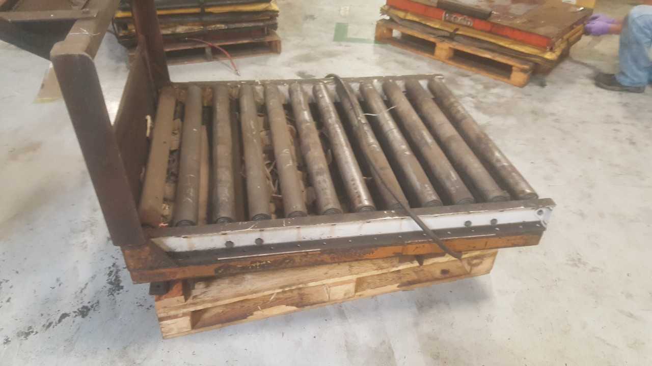 Presto U-Lift pallet jack roll-in leveler table, 2000lb capacity - LIFT CART