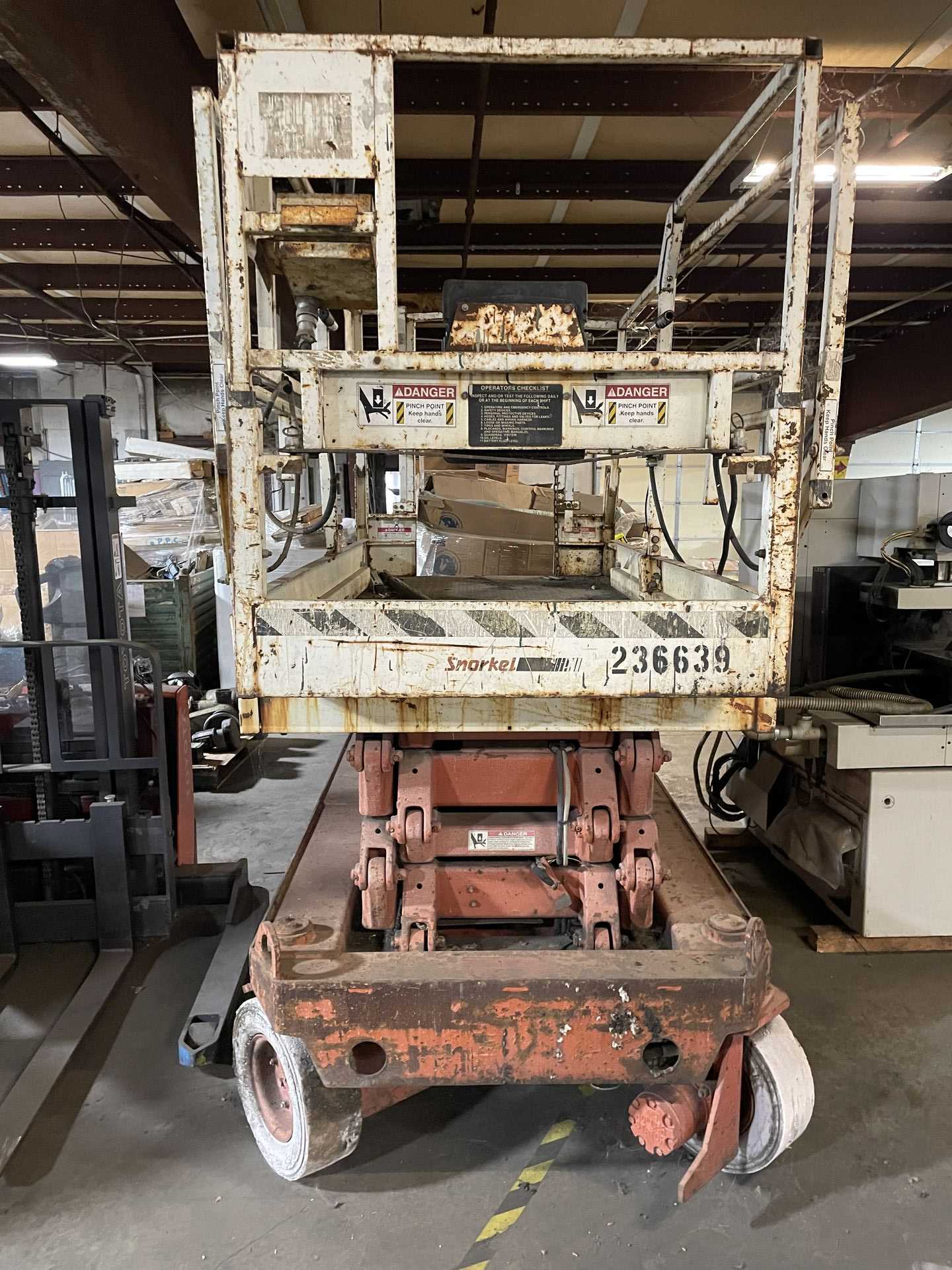 Snorkel Wildcat SL25 Scissor Lift - SCISSOR LIFTS