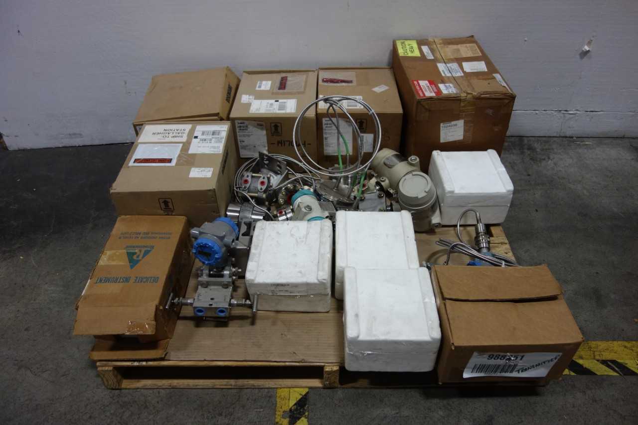 1 PALLET OF ASSORTED DIFFERENTIAL PRESSURE TRANSMITTERS - INSTRUMENTATION