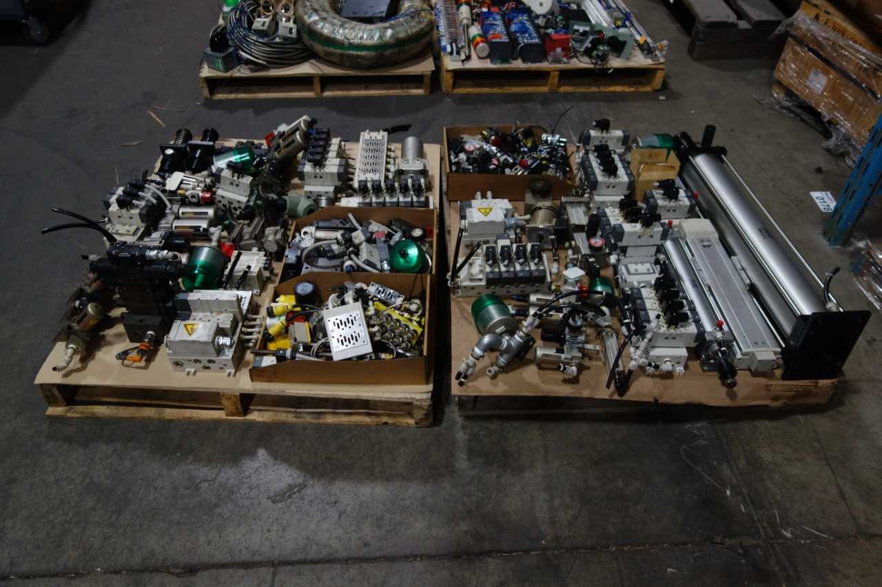 2 PALLETS OF ASSORTED PNEUMATIC REPLACEMENT PARTS   PUSH BUTTONS   SENSORS - ELECTRICAL COMPONENTS