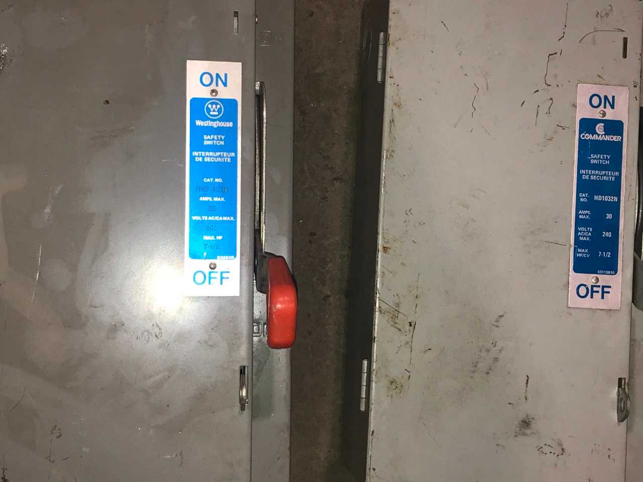 SQUARE D/ COMMANDER/WESTINGHOUSE SAFETY SWITCHES (QTY 3) - SAFETY SWITCH