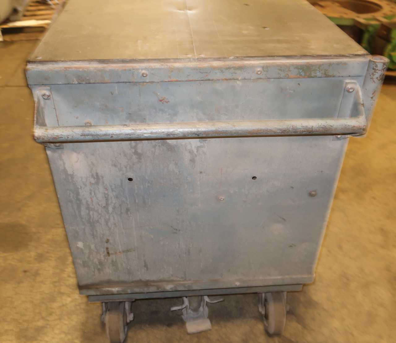 ROLLING STEEL TOOL BOX - TOOL STORAGE