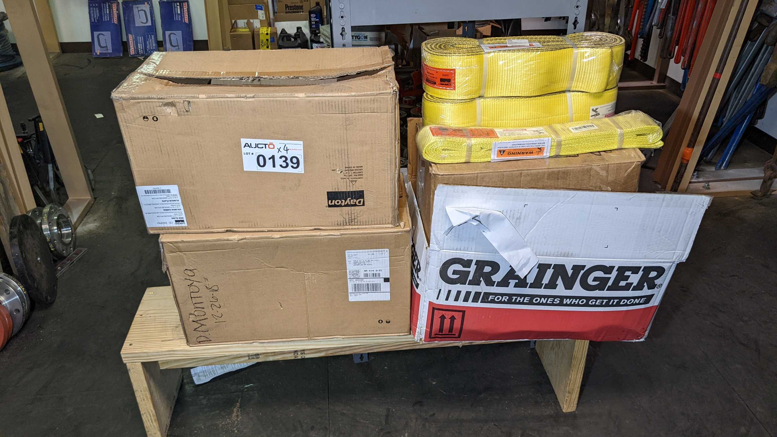 LOT OF WEB SLINGS - INDUSTRIAL PARTS