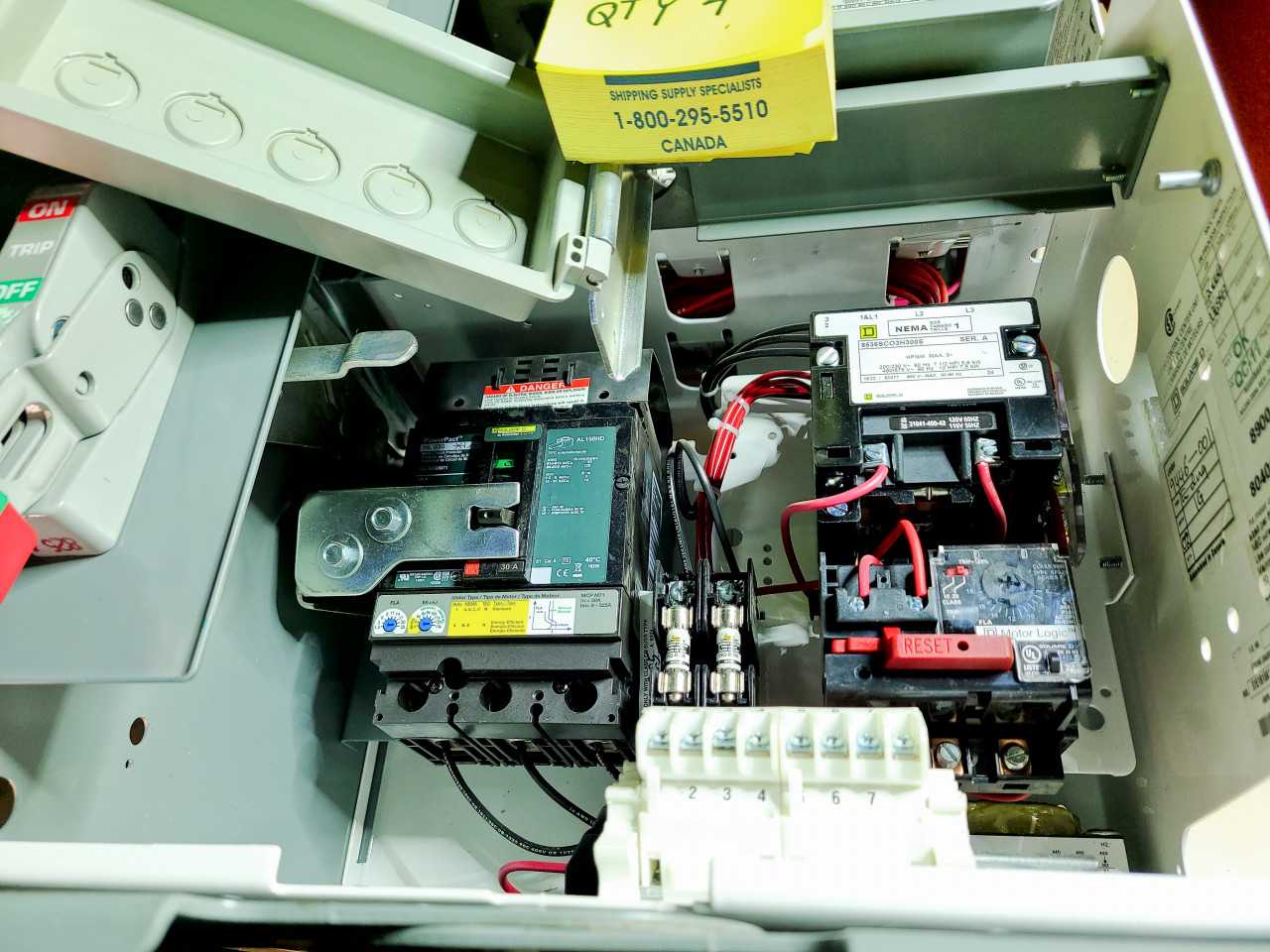 SQD MODEL 6 MCC BUCKETS SIZE 1 STR 30A BREAKERS QTY 4 - MOTOR CONTROL CENTERS