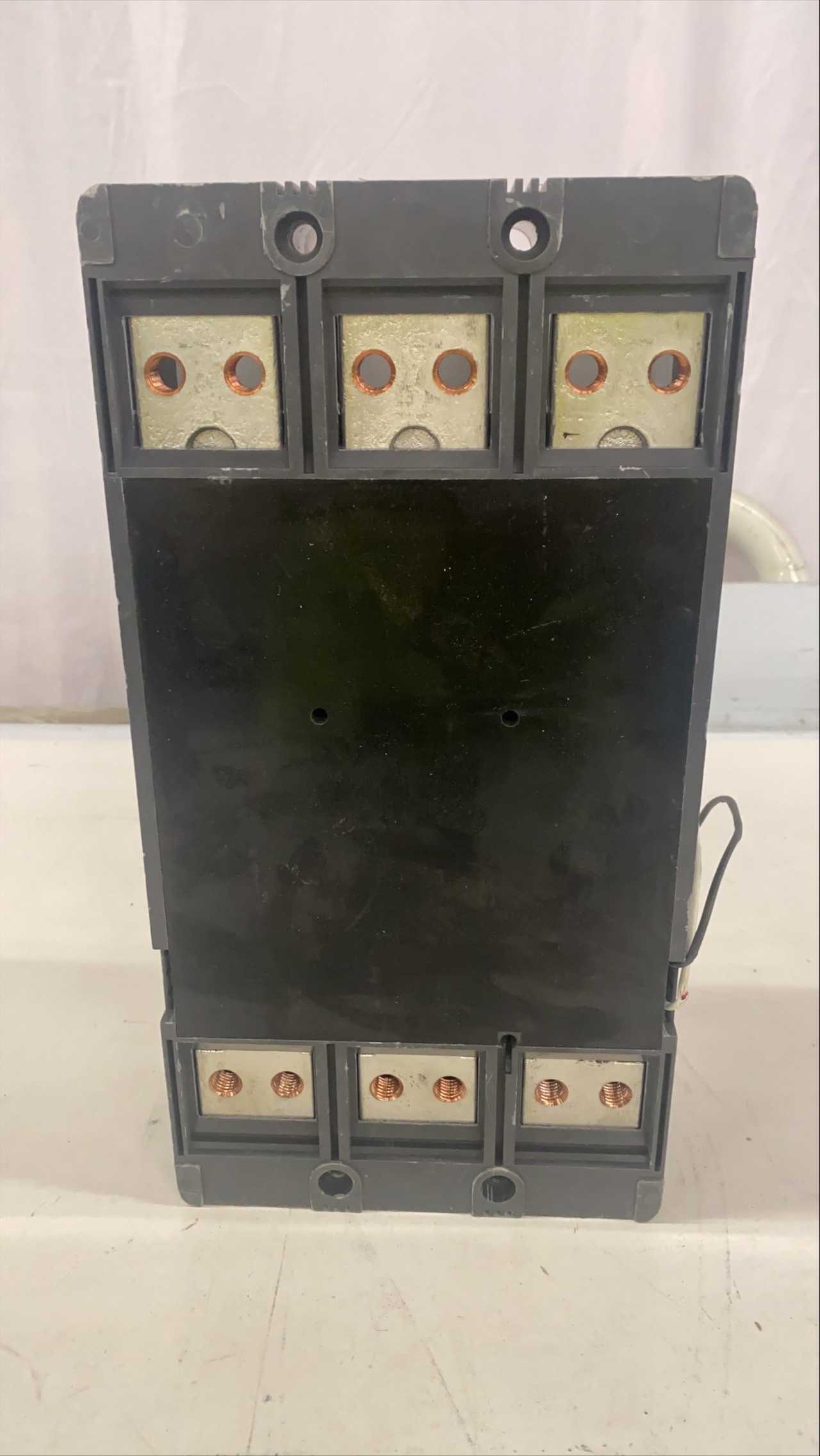 Quantity of 1x NGS312038E 3P 1200A 600VAC Molded Case Circuit Breakers - CIRCUIT BREAKERS